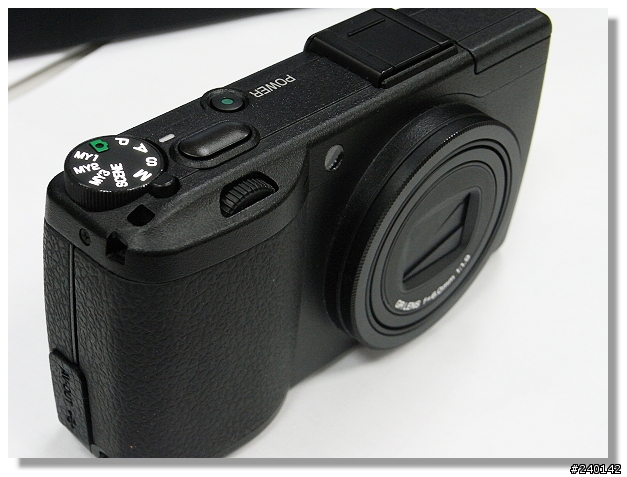 沒箱可開的分享【 RICOH GRD III 】
