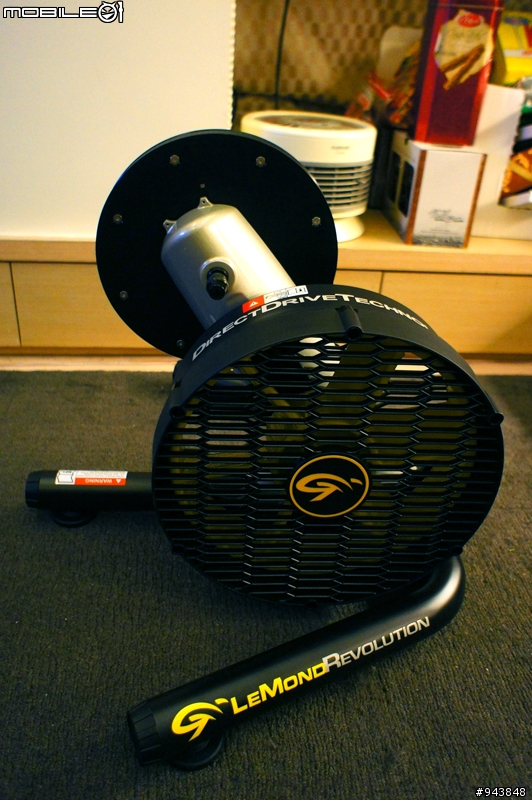 [應該是首開] LeMond Revolution風阻式訓練台，每日30分鐘的看電視良伴。