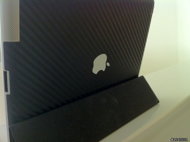 [分享] iPad2 X 碳纖