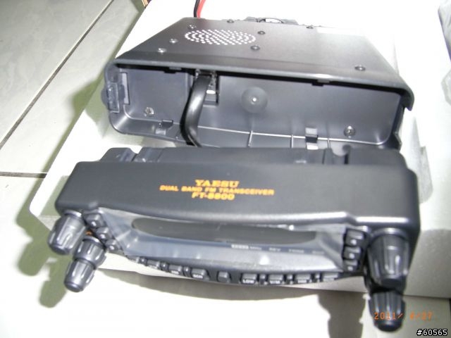 [簡易開箱] YAESU FT-8800R 雙頻雙監聽 無線電 車載機