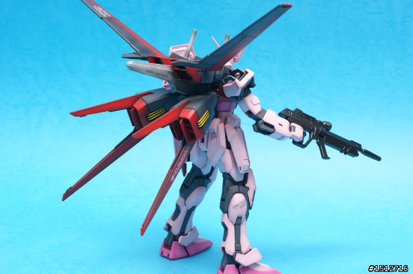 【作品分享】1/100 MG 嫣紅攻擊鋼彈