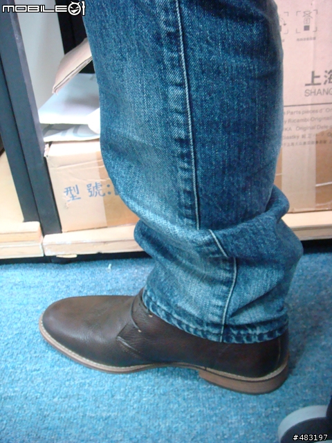 【開箱】ASOS Leather Chukka Boots 隨便開～～