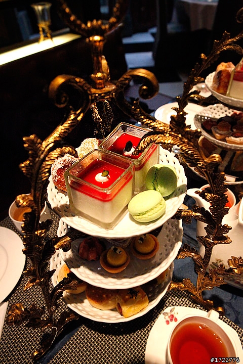 履行。旅行-New Mazda2橫跨中橫公路