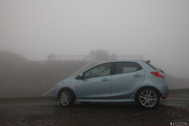 履行。旅行-New Mazda2橫跨中橫公路