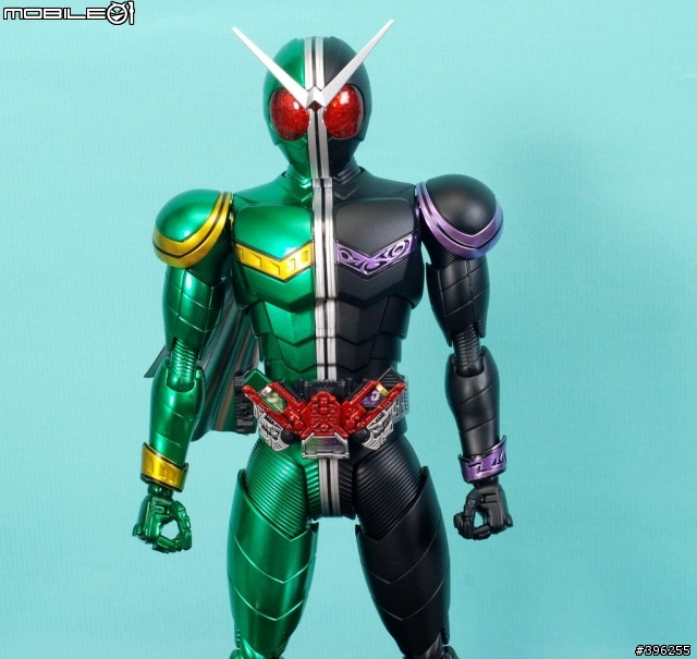 :【作品分享】細數你的罪惡!MG 1/8 假面W CUCLONE JOKER 非專業製作請多包涵