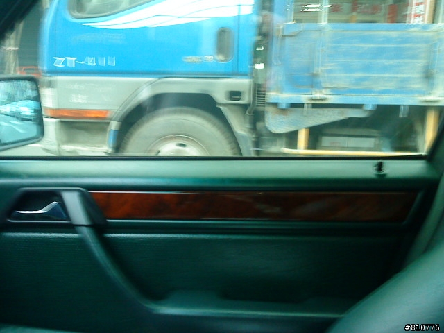 W124 乘客座 核桃木飾板 拆裝的問題？