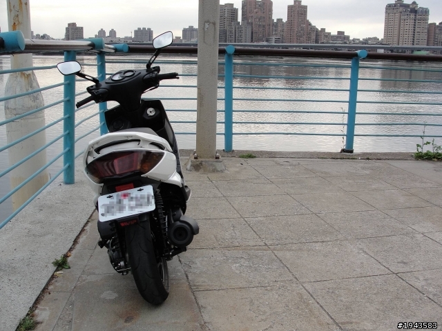 分享我的08年化油新勁戰通勤式樣