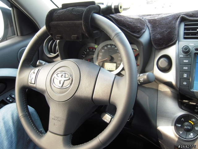 RAV4簡易開箱2.4E版~圖少請包涵