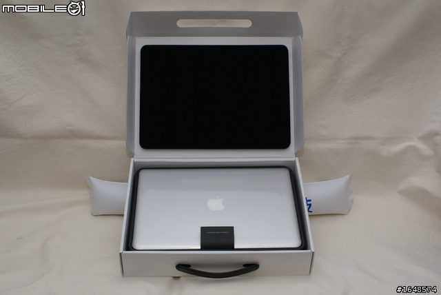 [不專業之代友開箱]MacBook Pro 13" 入門款