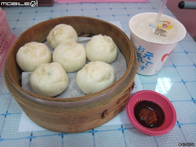 龍潭市場的李記小籠包