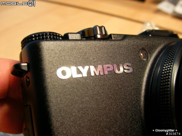 我的新機XZ-1開箱文!!(含JCC自動鏡頭蓋 賓士蓋 Lens Cap)