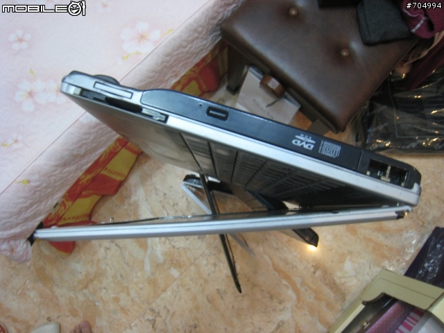 TOSHIBA L750 白 開箱!!