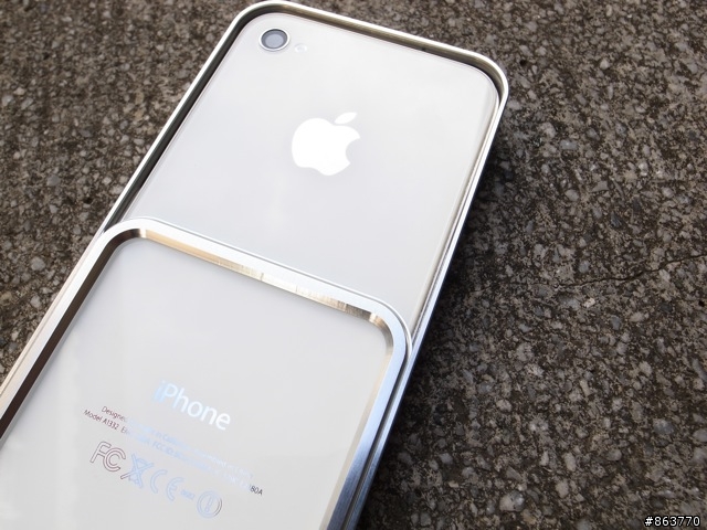 [分享] Normo Frame Case for iPhone4 最經典的鋁製鎧甲