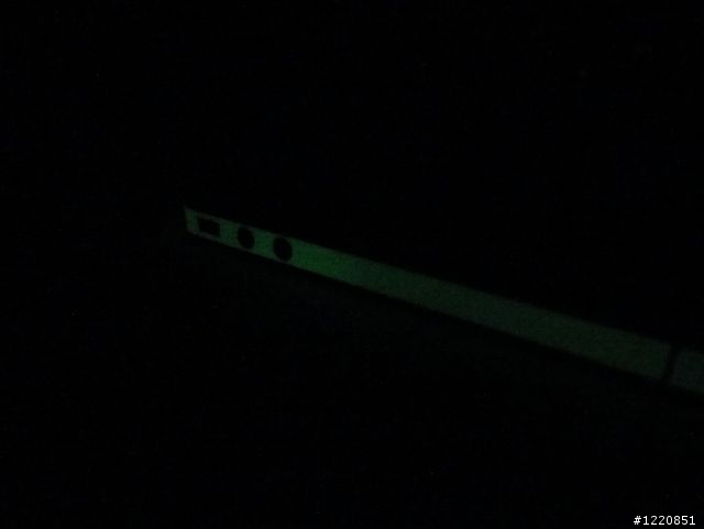 [開箱] Glow In The Dark iPhone 4 夜光邊貼