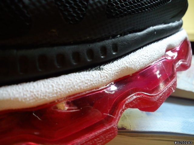 [開箱]NIKE AIR MAX+ 2011 & 真偽差別