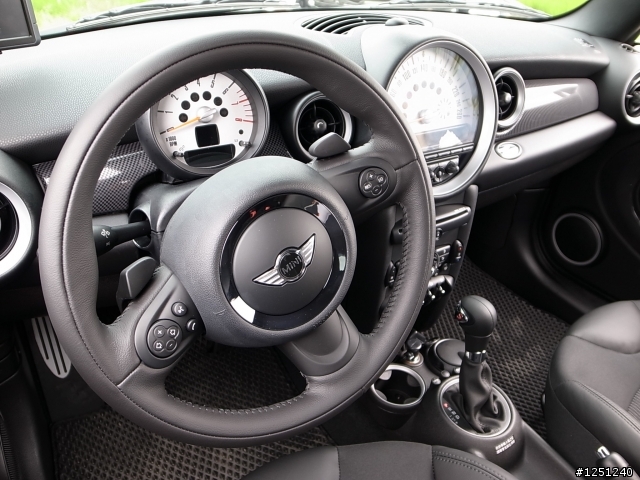 2011年式 Mini Cooper s R56小改款