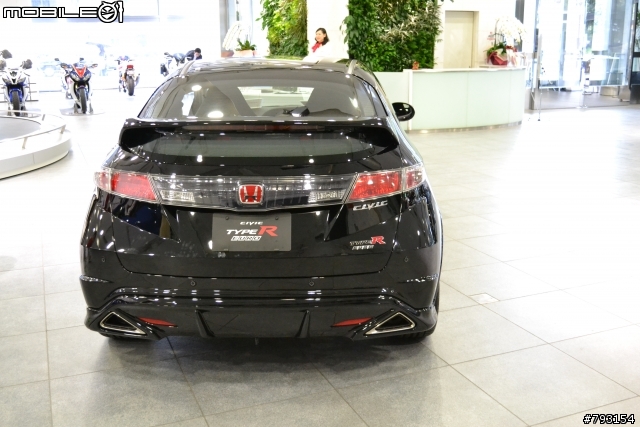 青山一丁目  CIVIC TYPE-R EURO & CR-Z