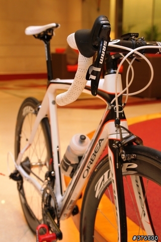 [沒有箱的開箱文] 2011 Orbea Orca from HK