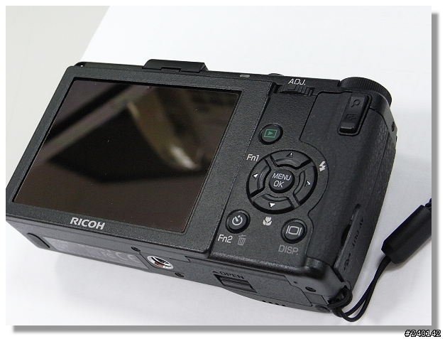 沒箱可開的分享【 RICOH GRD III 】