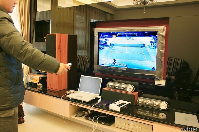 [心得分享]讓家裡的電腦也體感 Wii 一下！AIWI Joystick 無線遊戲搖桿試玩