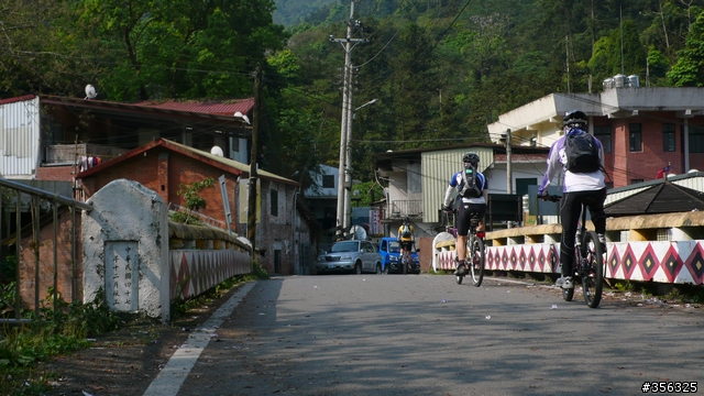[遊記] 跳動和速度的迷戀, 羅山林道北線單車行