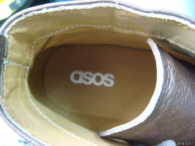 【開箱】ASOS Leather Chukka Boots 隨便開～～