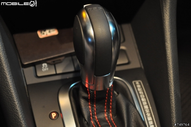 [開箱]4/22交車的GTI(圖少)4/26增圖