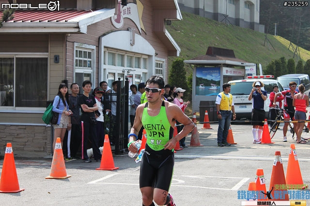 2011苗栗國際鐵人三項賽第一天半程賽及鐵三角終點照片