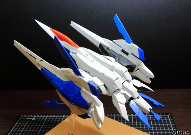 PG 00 RAISER 自製支撐架...