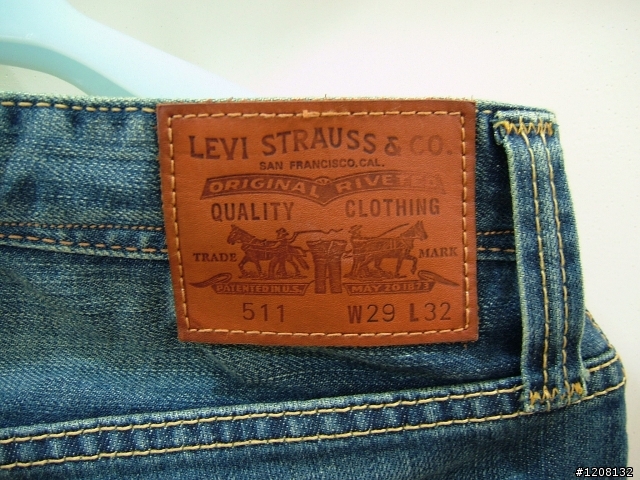 [分享] Levis 不羈酷系列 511懷舊刷色破壞丹寧褲
