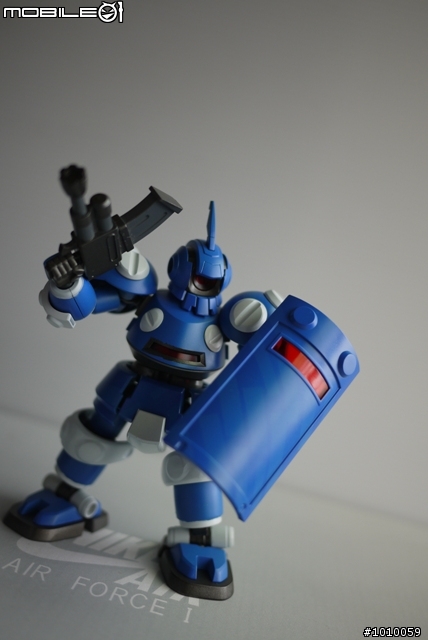 [作品分享] BANDAI  ダンボール戦機(紙箱戰機)  LBX-OO2