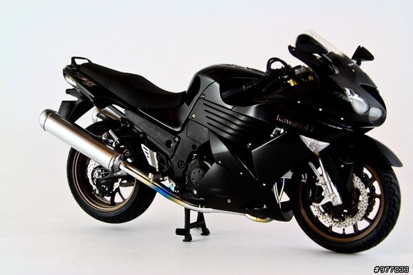 王者再臨 Kawasaki ZZR1400