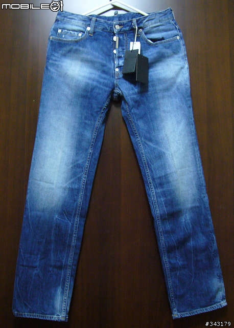 褲子要掛著拍 - 一樓和五樓的分享