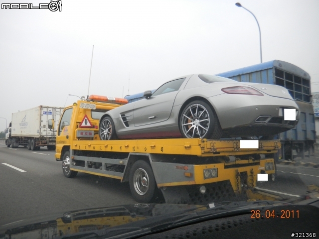 巧遇 SLS AMG 6.3