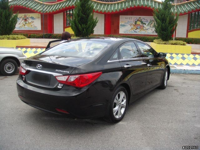HYUNDAI  i45  2000cc   隨便照開箱文