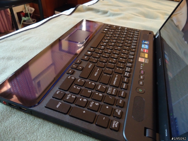 新VAIO  CB15[黑]開箱