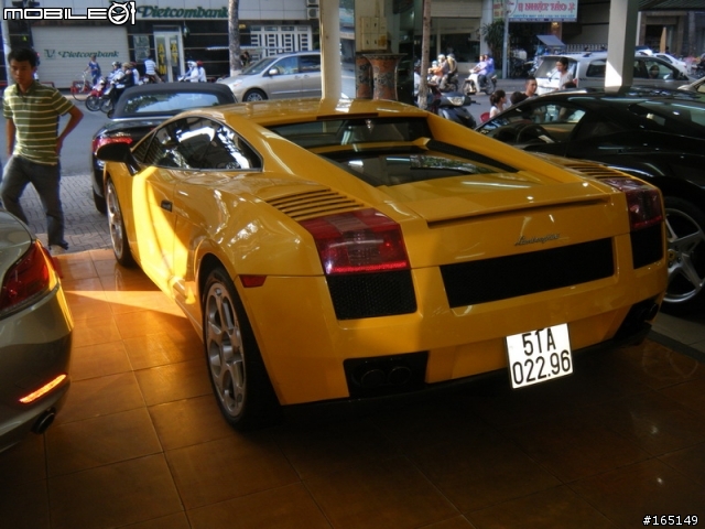 20110417 胡志明市 法拉利 藍寶堅尼