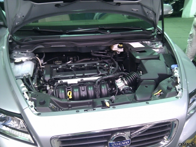 s40(c30)的車主，有這樣的疑惑嗎?最新消息!快回廠貼膠條、噴水馬達屏蔽鐵片。