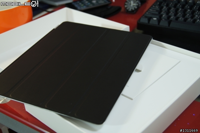 疊疊樂之IPAD2慢~慢~來~開箱