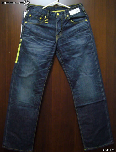 褲子要掛著拍 - 一樓和五樓的分享