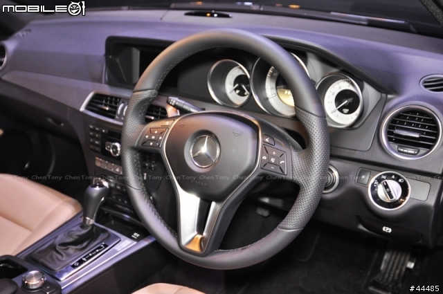 Mercedes Benz 新C系列香港發表會---新增內裝照