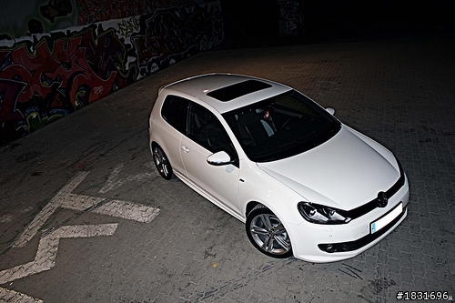 台灣驚見GOLF R-LINE VI(圖多)