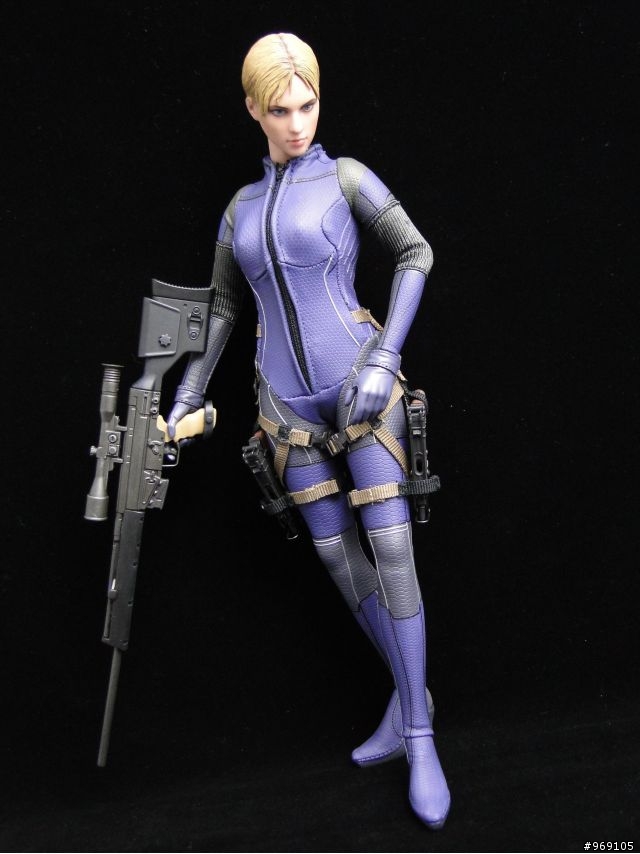 [開箱文] HOT TOYS 惡靈古堡5 吉兒 戰鬥服版