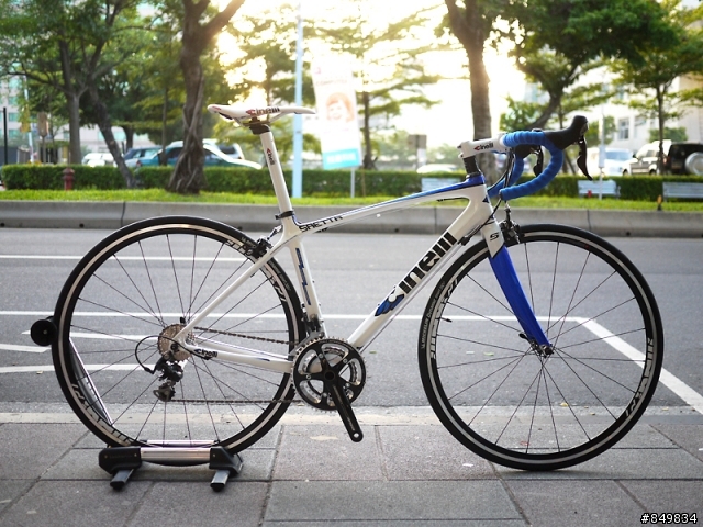 [開箱文] 首開 Cinelli SAETTA 公路車