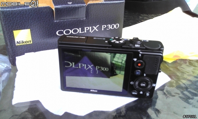 好不容易搶到一台NIKON P300到此開箱~~~~
