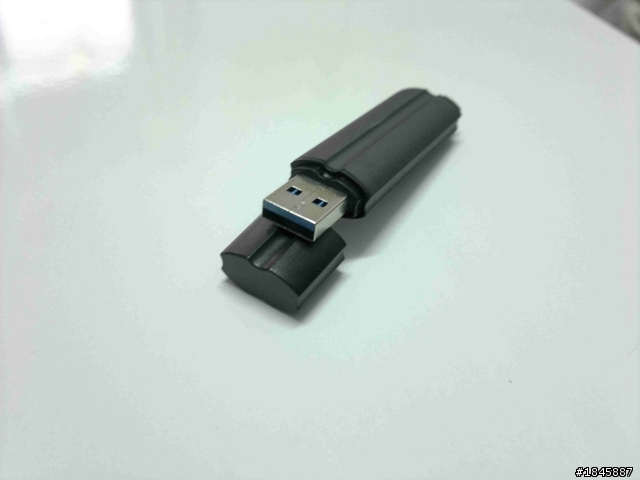 [開箱]威剛ADATA S102 16GB USB3.0 隨身碟