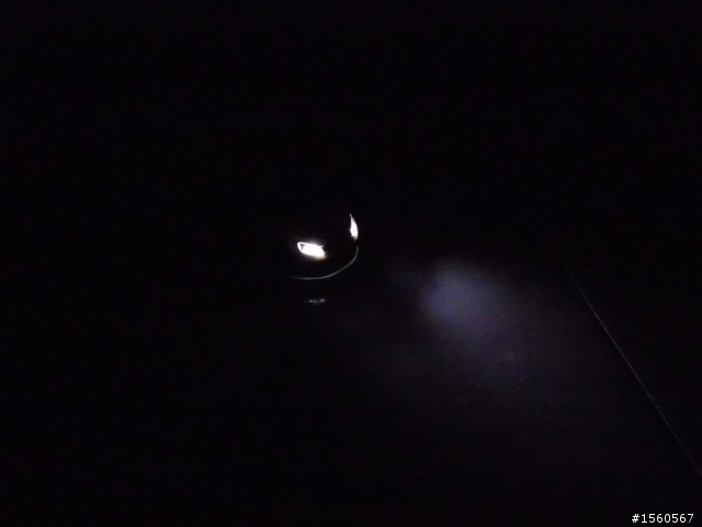 RASTAR~1/24 GOLF 遙控車~上個大燈吧~
