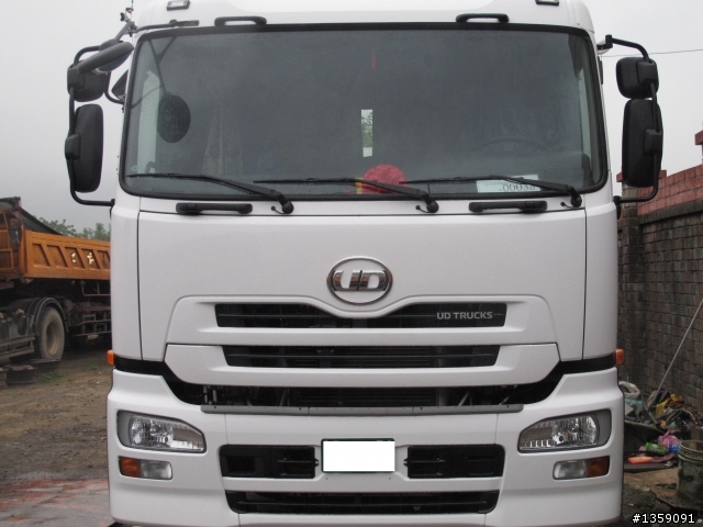 UD-Truck 35噸拖車頭~不專業簡易開箱