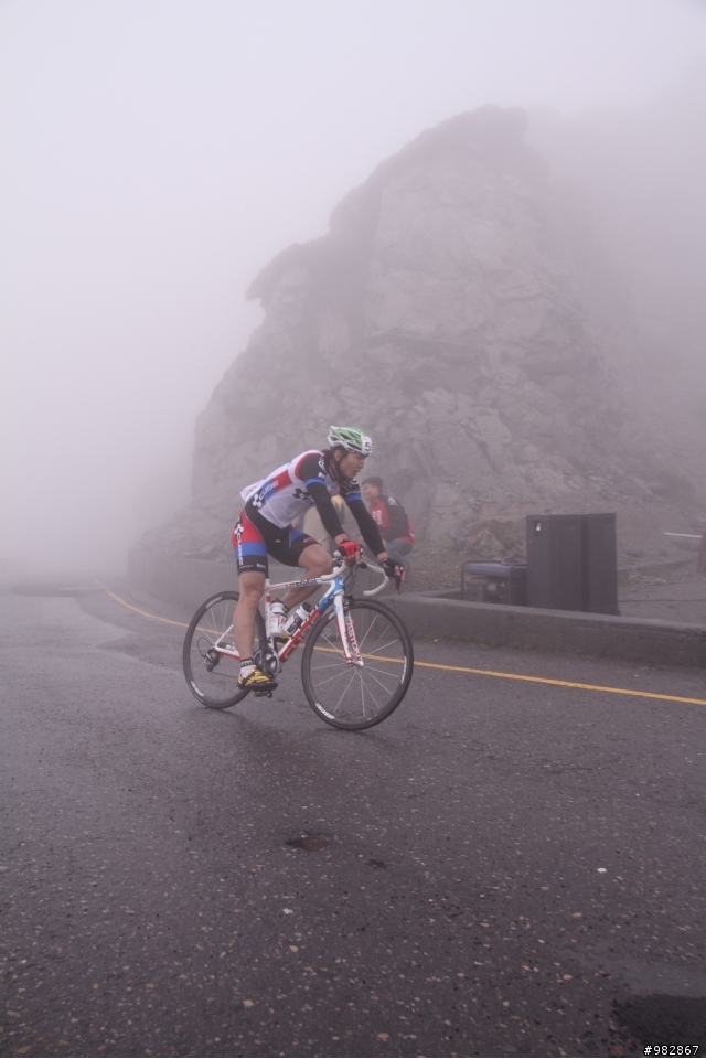 20110501武嶺登山賽照片175張!