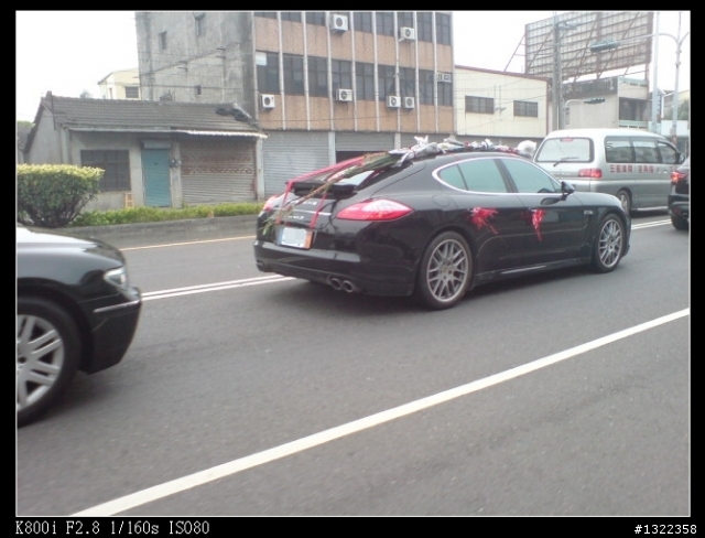 巧遇 PORSCHE Panamera s 結婚禮車